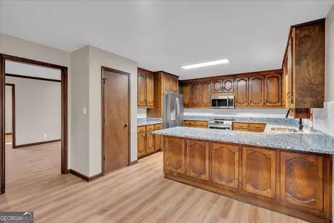 204 Creekside Dr, Gray, GA 31032 photo 9