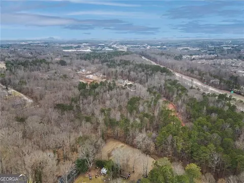 2352 E Maddox Rd, Buford, GA 30519 photo 8