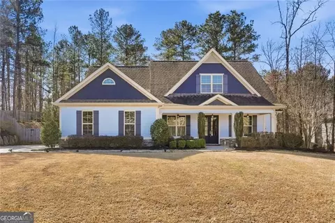 135 Discovery Lake Dr, Fayetteville, GA 30215