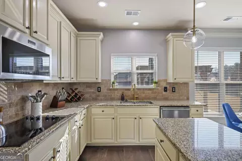 Kitchen - 2860 Valaise Path, Stonecrest, GA 30038 photo 2 of 3