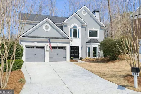 125 Rose Petal Ln, Johns Creek, GA 30022
