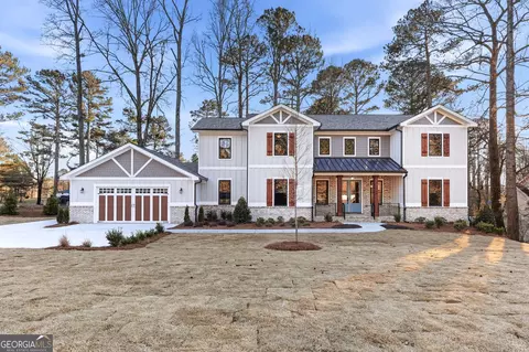 6054 Stewart Rd, Buford, GA 30518