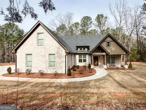 76 Brookhollow Dr, Monticello, GA 31064