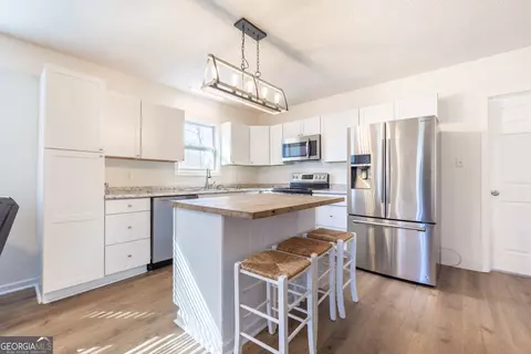 Kitchen - 120 3rd Ave N, Ranburne, AL 36273 photo 1 of 4
