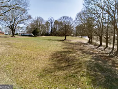 Exterior - 120 3rd Ave N, Ranburne, AL 36273 photo 4 of 9