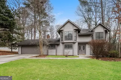 1868 Lake Ridge Ct, Jonesboro, GA 30236