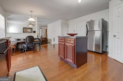 Kitchen - 1828 Sandy Trail Dr, Hampton, GA 30228 photo 3 of 3
