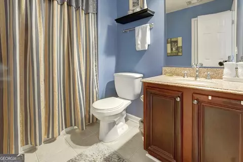 Bath - 1828 Sandy Trail Dr, Hampton, GA 30228 photo 1 of 4