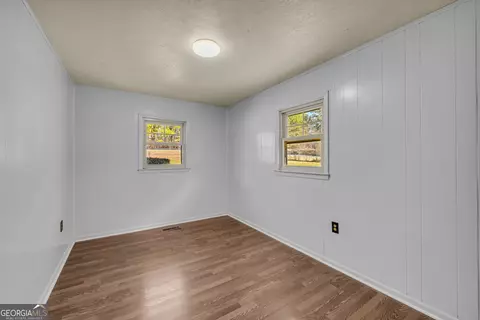 Bedroom - 900 Defoor Rd, Toccoa, GA 30577 photo 5 of 6