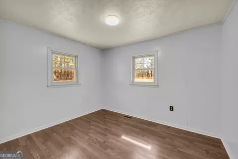 Bedroom - 900 Defoor Rd, Toccoa, GA 30577 photo 3 of 6