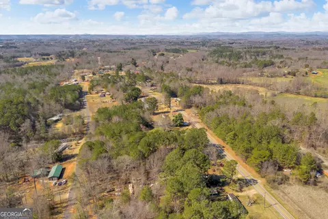 View/Area - 900 Defoor Rd, Toccoa, GA 30577 photo 8 of 9