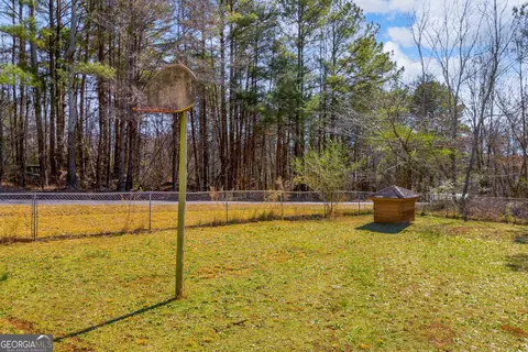 Exterior - 900 Defoor Rd, Toccoa, GA 30577 photo 15 of 16