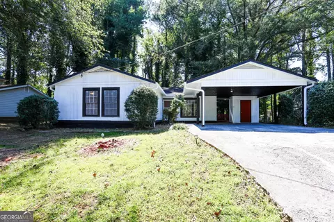 512 Rockborough Ter, Stone Mountain, GA 30083