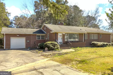 1651 Athens Hwy, Elberton, GA 30635