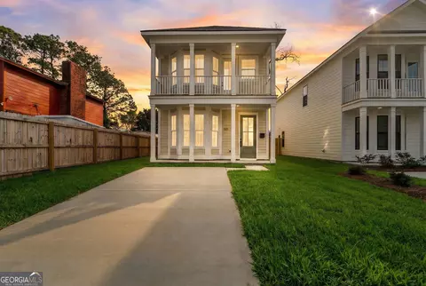 1211 E 34th St, Savannah, GA 31404