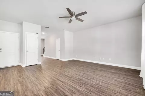 Living - 632 Sutton Rd, Forsyth, GA 31029 photo 3 of 6