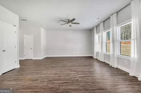 Living - 632 Sutton Rd, Forsyth, GA 31029 photo 6 of 6