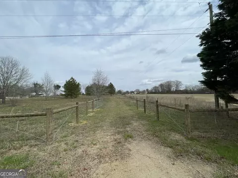 141 James English Rd, Cochran, GA 31014