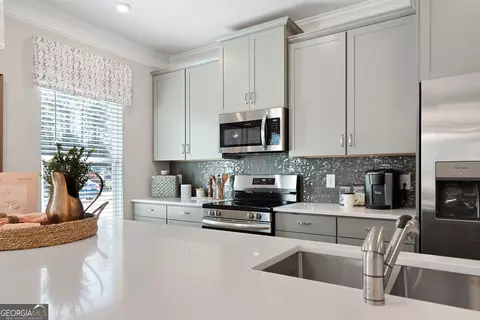 Kitchen - 730 Sinclair Ln, Temple, GA 30179 photo 3 of 7