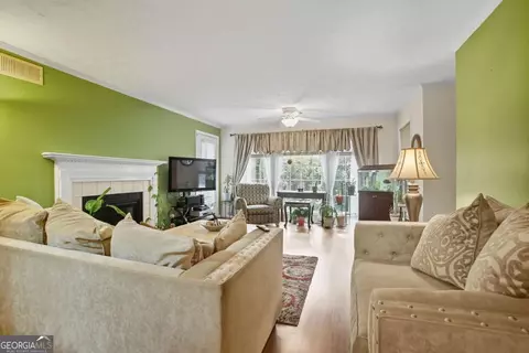 1109 Gettysburg Pl, Atlanta, GA 30350