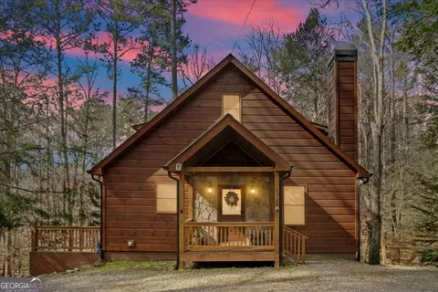 61 Grove Ln, Ellijay, GA 30540