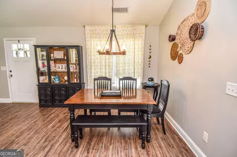 Dining - 111 Needleleaf Ct, Barnesville, GA 30204 photo 2 of 3