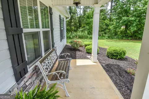 Exterior - 111 Needleleaf Ct, Barnesville, GA 30204 photo 10 of 24