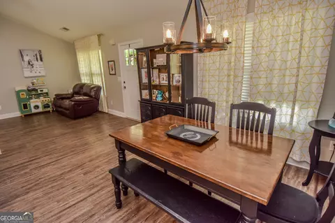 Dining - 111 Needleleaf Ct, Barnesville, GA 30204 photo 3 of 3