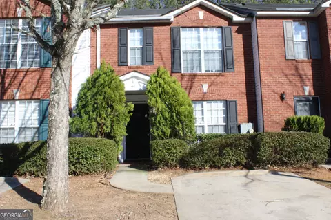 2296 Strathmoor Manor Dr, Lithonia, GA 30058