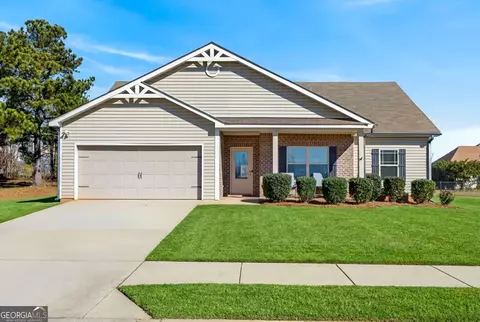 105 Garnet Ln, Griffin, GA 30224