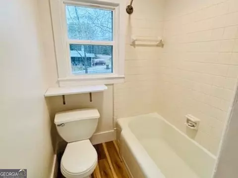 Bath - 481 Collins Rd, Toccoa, GA 30577 photo 2 of 2