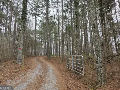 731 Seabreeze Lake Rd, Buchanan, GA 30113