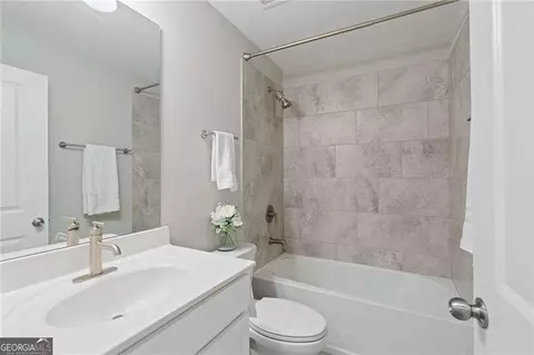 Bath - 1355 Endicott Ct, Cumming, GA 30041 photo 1 of 1