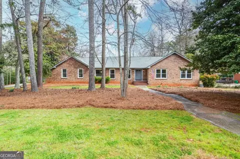 4086 Brymond Dr, Tucker, GA 30084
