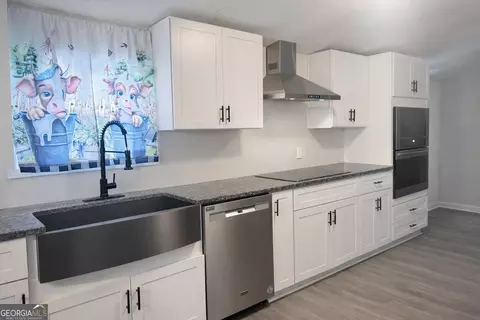 Kitchen - 215 Malcom Ln, Covington, GA 30014 photo 5 of 5