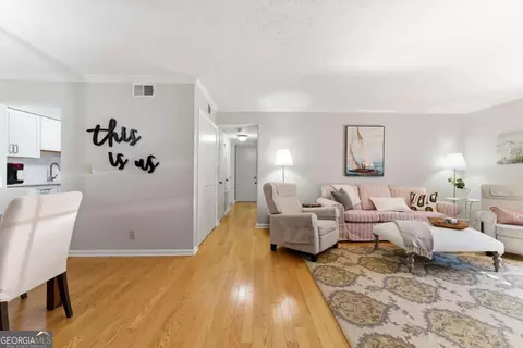 2955 Seven Pines Ln #208, Atlanta, GA 30339