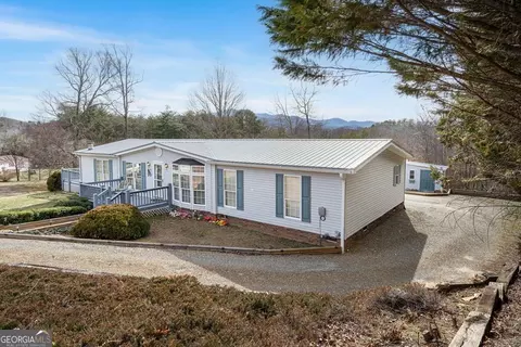 283 Bobcat Ln, Warne, NC 28909