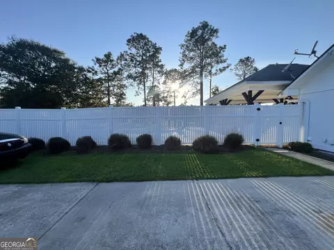 Exterior - 253 Mcdilda Dr, Lyons, GA 30436 photo 6 of 7