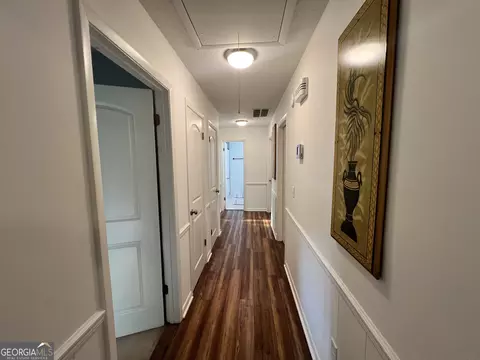 Entry Way - 253 Mcdilda Dr, Lyons, GA 30436 photo 1 of 2