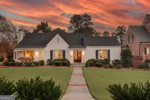 577 Cloverhurst Ave, Athens, GA 30606