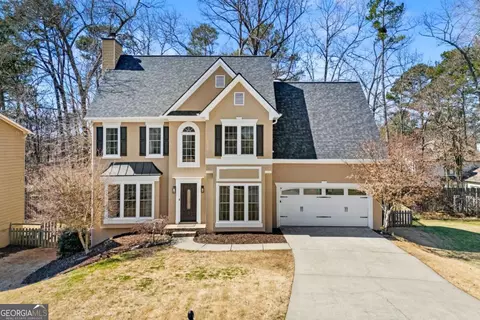 3095 Ivey Oaks Ln, Roswell, GA 30076