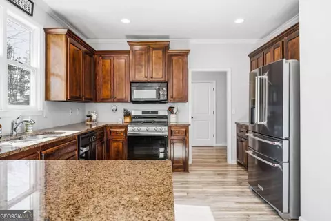 Kitchen - 313 Spring Hill Dr, Canton, GA 30115 photo 2 of 3
