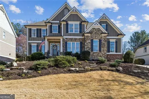 6072 Grand Loop Rd, Sugar Hill, GA 30518