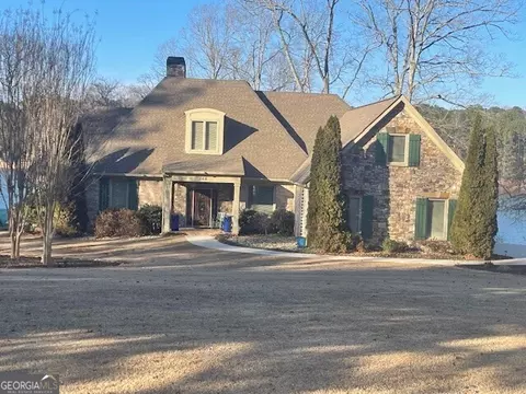 165 Sandy Lake Cir, Fayetteville, GA 30214
