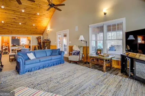 Living - 500 Lang Rd, Covington, GA 30014 photo 3 of 4