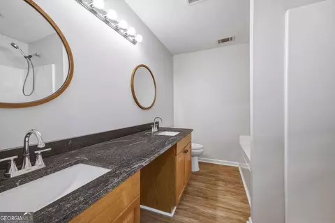 Bath - 115 Springfield Ct, Perry, GA 31069 photo 2 of 2