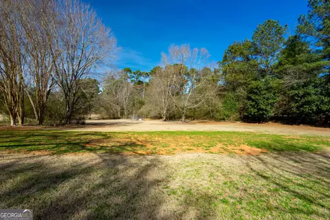 Exterior - 638 Cameron Mill Rd, Lagrange, GA 30240 photo 16 of 18