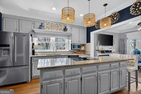 Kitchen - 638 Cameron Mill Rd, Lagrange, GA 30240 photo 4 of 4