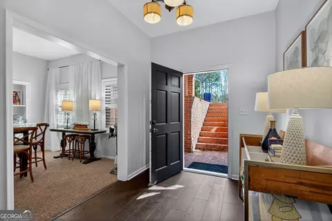 Entry Way - 638 Cameron Mill Rd, Lagrange, GA 30240 photo 8 of 8