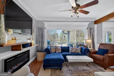 Living - 638 Cameron Mill Rd, Lagrange, GA 30240 photo 5 of 5